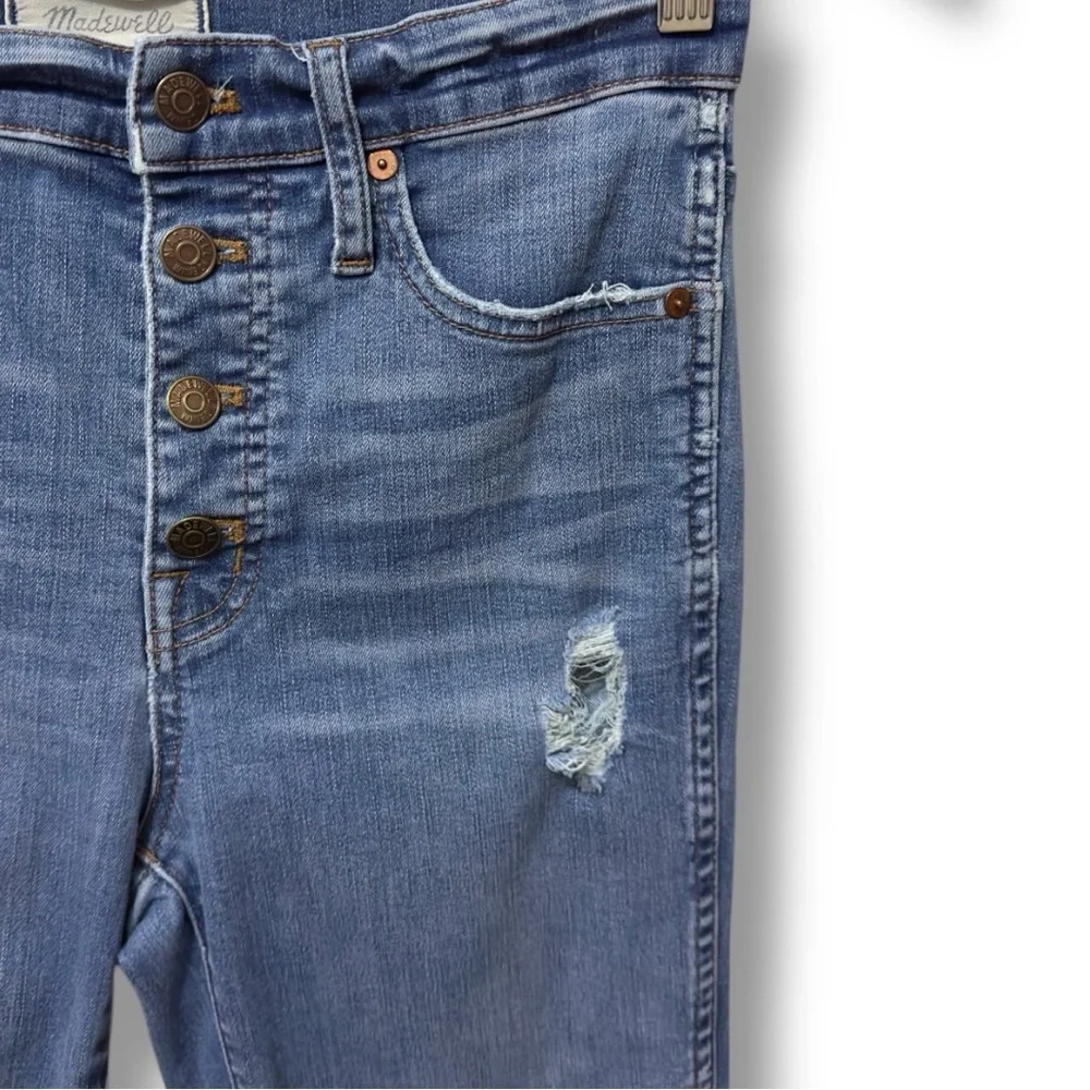 497 Madewell | EUC High-Rise Skinny Button-Fly Distressed Jeans (size 27) - Picture 4 of 16